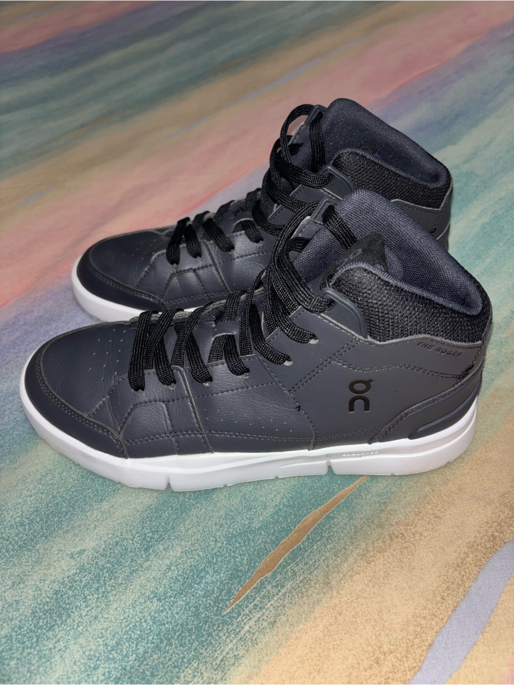 On The Roger Clubhouse Mid Shoes Womens Size 8 Black Eclipse Tennis Sneakers